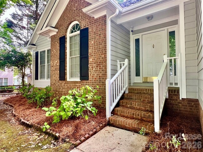 Building Photo - 4409 Stonefield Dr