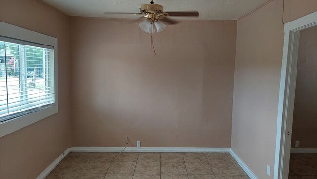 Foto del edificio - ADORABLE LAVEEN BUNGALOW!