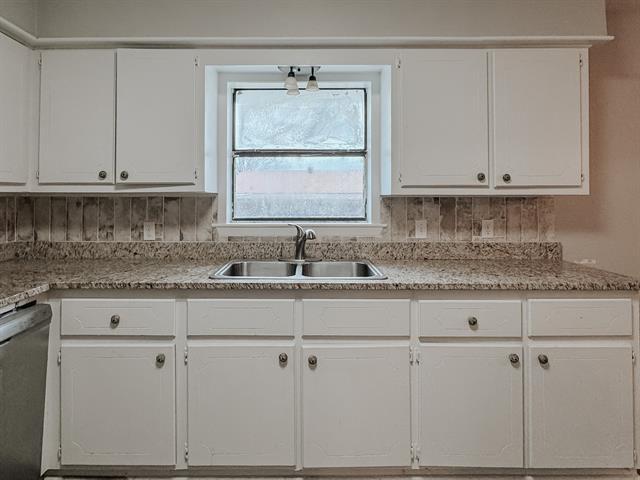 Foto del edificio - 102 Hullum Dr