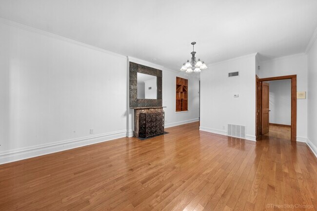 Foto del edificio - 1526 N La Salle Dr