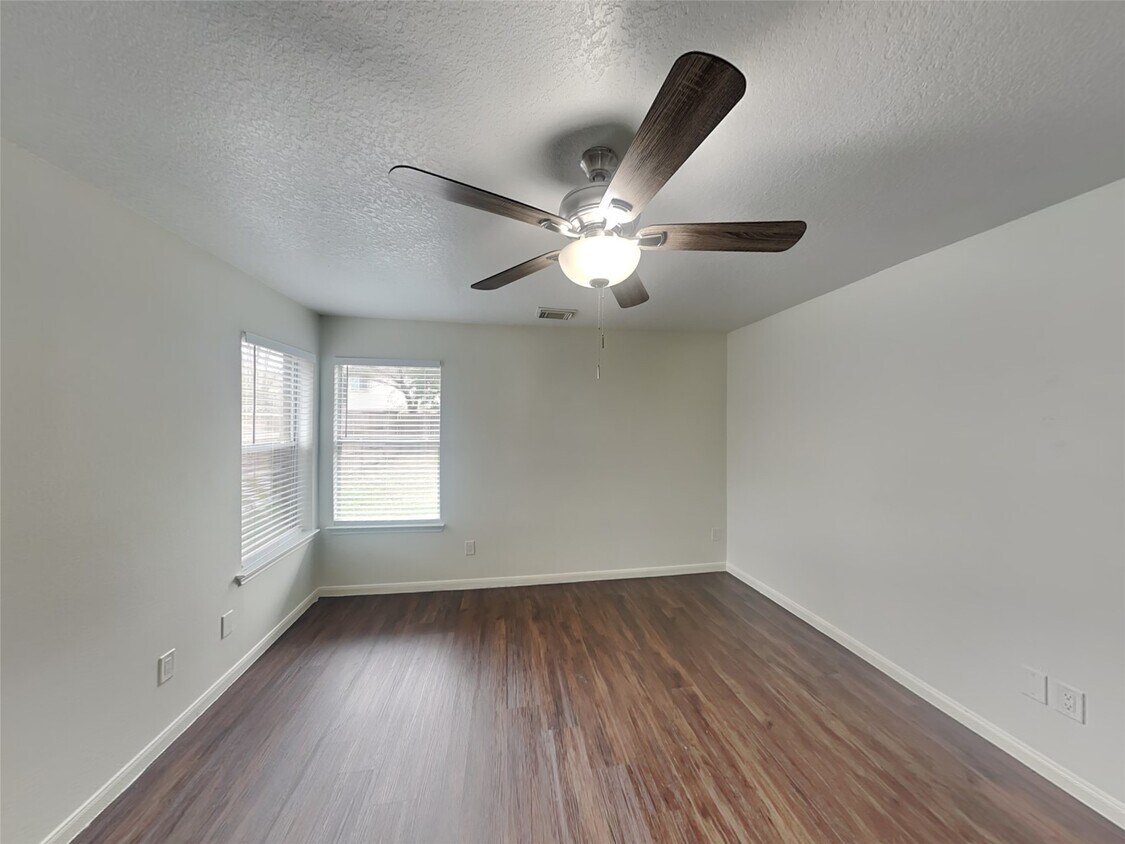 Primary Photo - 31702 Regal Park Ct