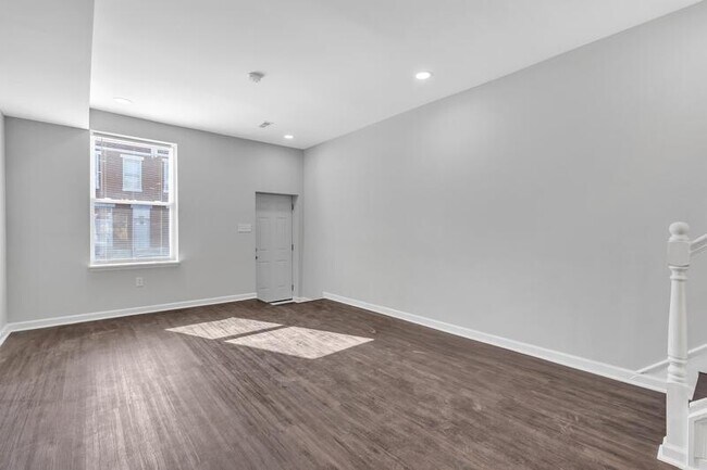 Foto del edificio - 1622 Darley Ave