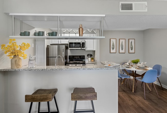 Building Photo - Atwater Westchase