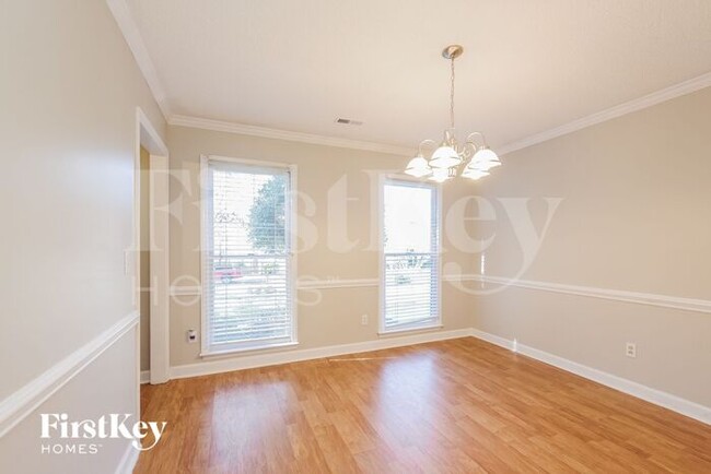 Foto del edificio - 2336 Heathershire Ln