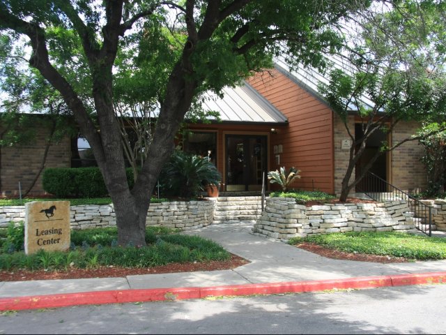 Iron Horse Valley Apartments Rentals San Antonio, TX