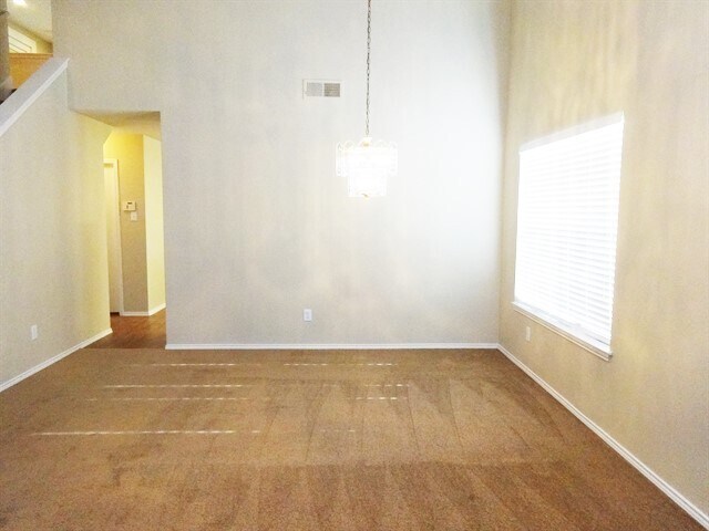 Building Photo - 1600 Loveland Drive