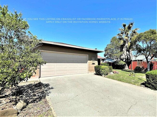 Building Photo - 1132 Gannet Ct