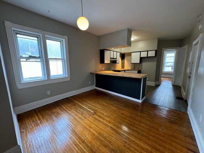 Dining Room/Kitchen - 988 Clinton Ave S
