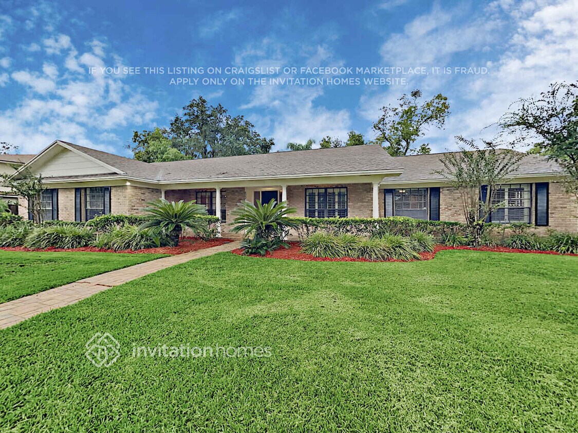 Foto principal - 622 S Sweetwater Blvd