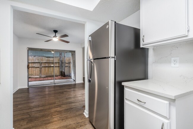 Building Photo - 1163 Rock Canyon Dr