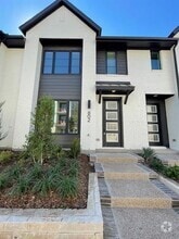 Building Photo - 802 Trace Hawk Ln