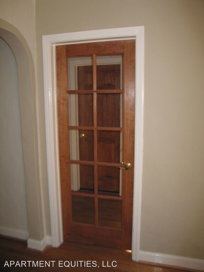 Foto del edificio - 412 S Cochran Ave