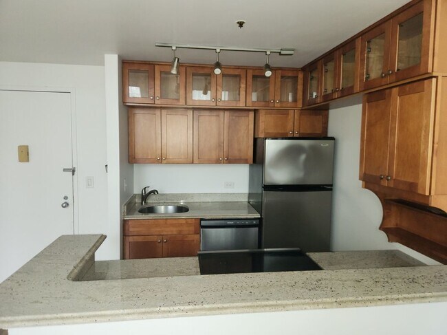Foto del edificio - 3208 Villa Dr