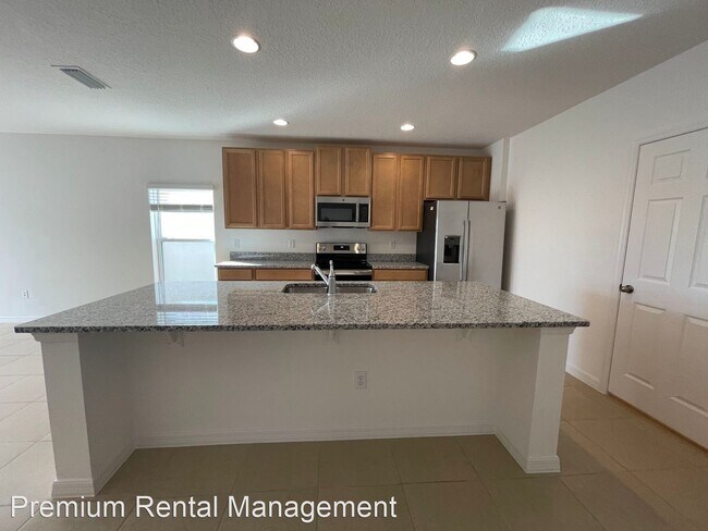 Foto del edificio - 4 br, 3 bath House - 5566 Sabal Drive