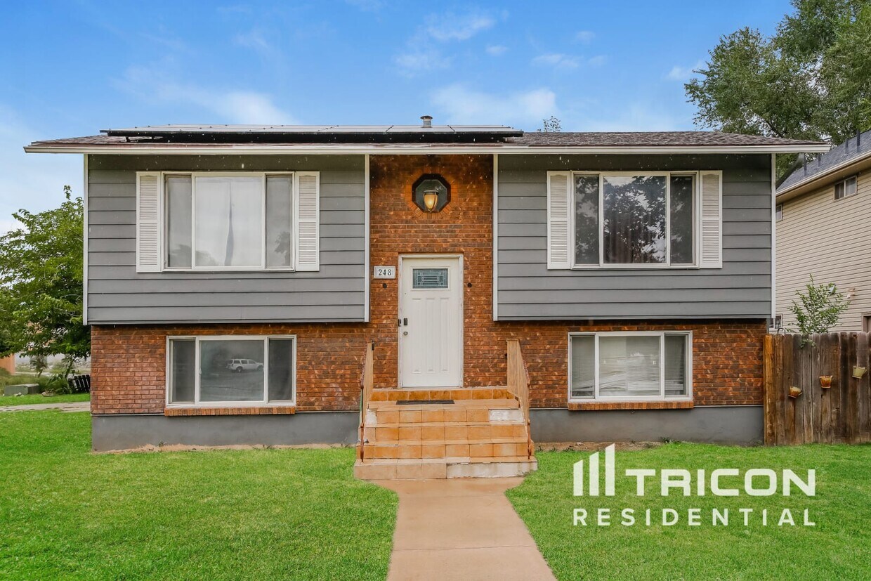 Foto principal - 248 W Downs Cir