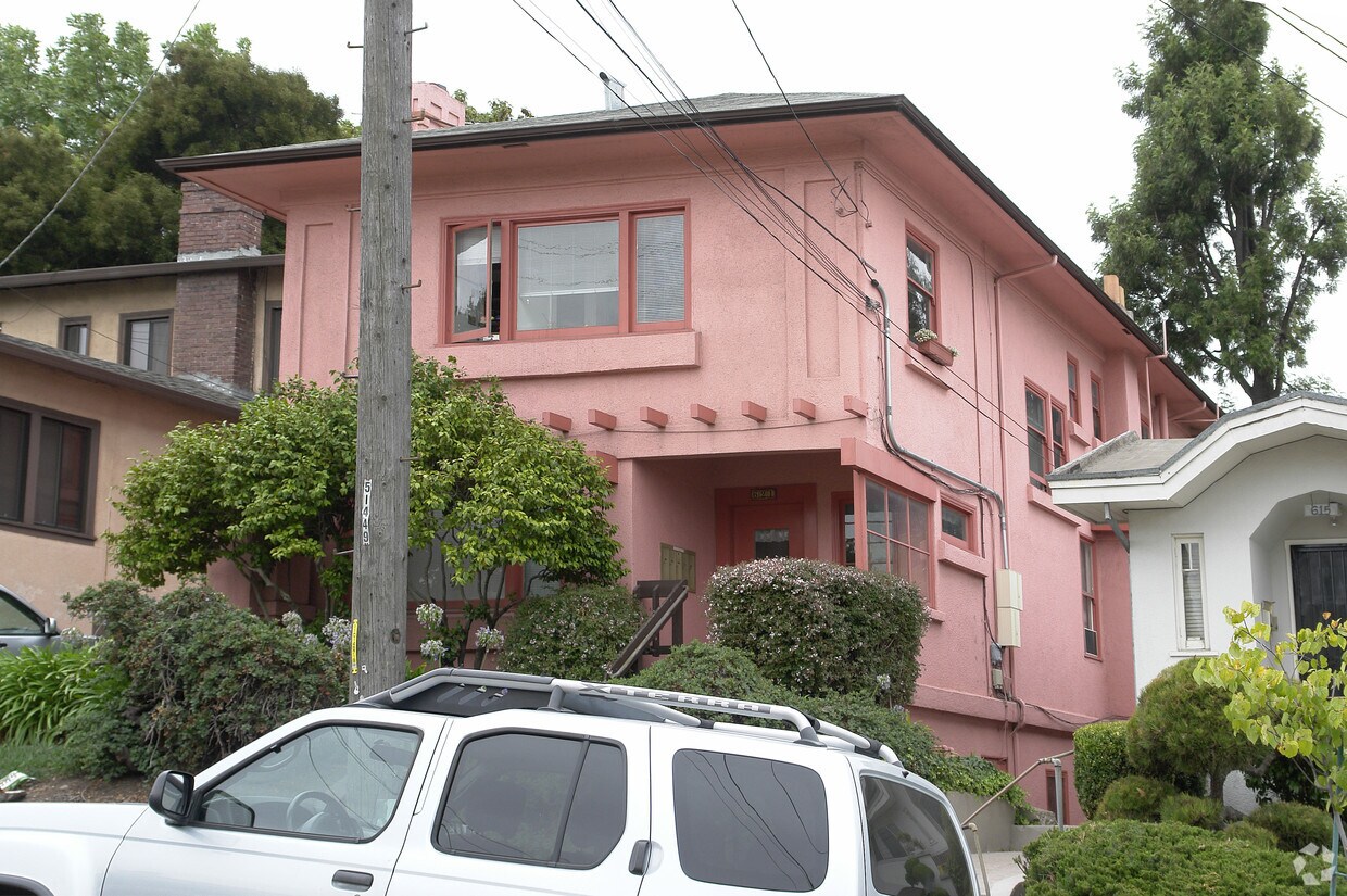 Foto del edificio - 621 E 21st St