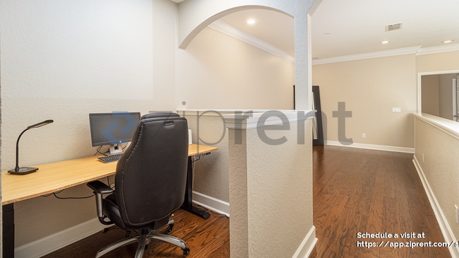 Building Photo - 8864 Della Scala Cir