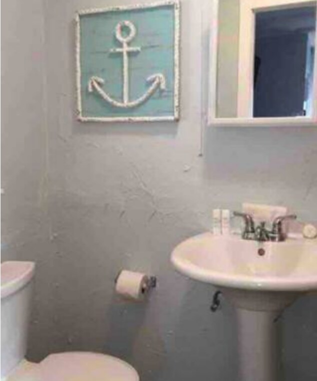 Foto del edificio - 517 Kanuga Dr