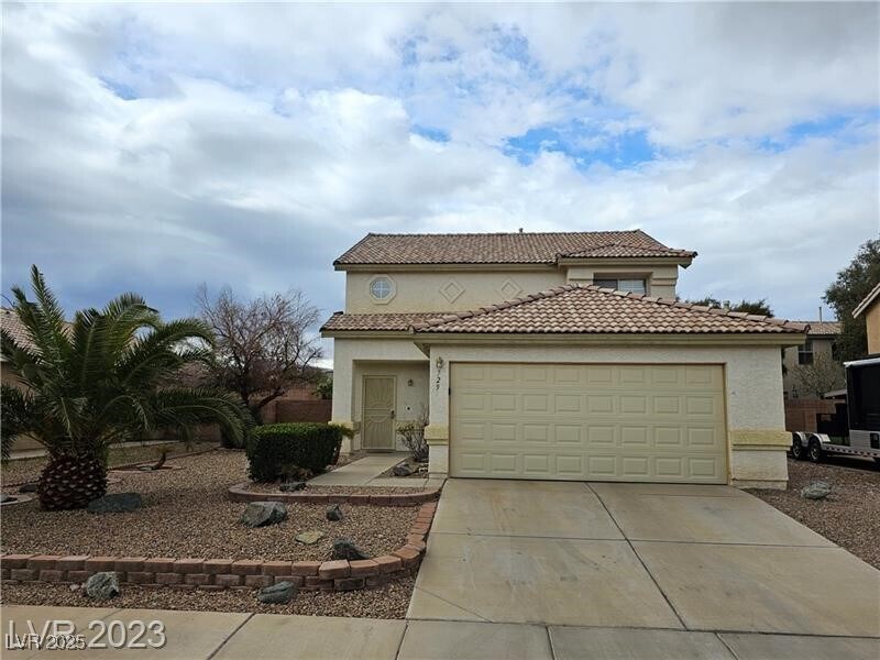 Foto principal - 729 Tawney Eagle St