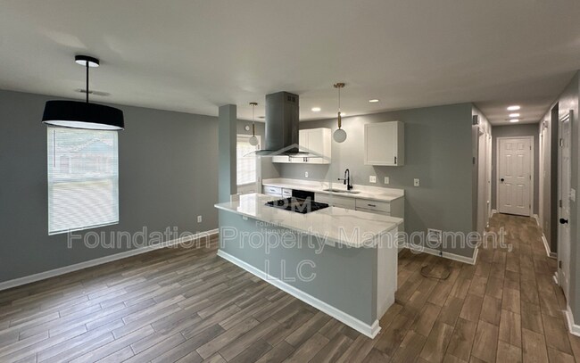 Building Photo - 3851 Selden Cove