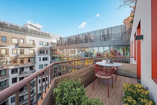 Foto del edificio - 123 Melrose St