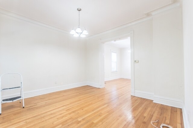Building Photo - 3311 N Ravenswood Ave