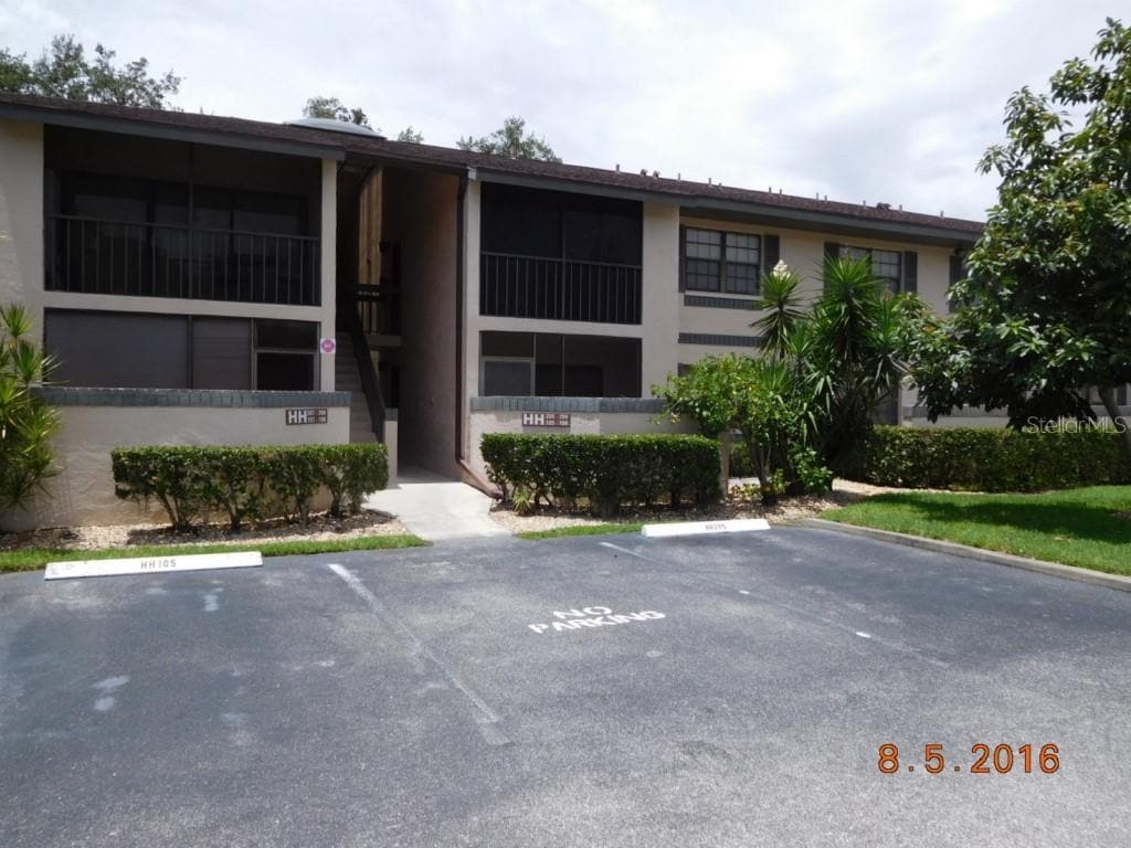 Primary Photo - 19505 Quesada Ave