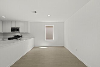 Building Photo - 1407 Cedar Plns Ct Building Photo - 1407 Cedar Plns Ct