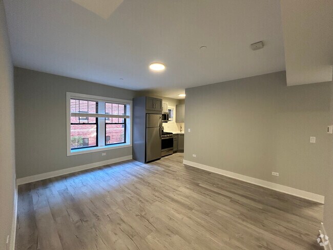 Building Photo - 1131 Oak Ave