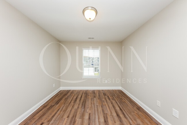 Foto del edificio - 2088 Miramar Cir