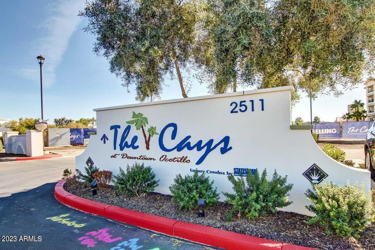 Foto principal - 2511 W Queen Creek Rd