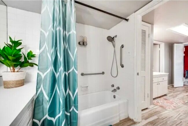 Foto del edificio - 600 Liddon Ave