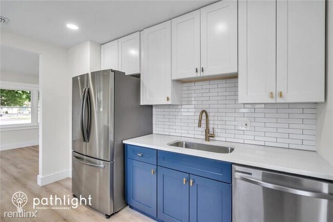 Foto del edificio - 3 br, 2 bath House - 3535 16Th Street N UNIT