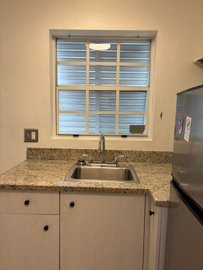 Foto del edificio - 6635 SW 51st Ter