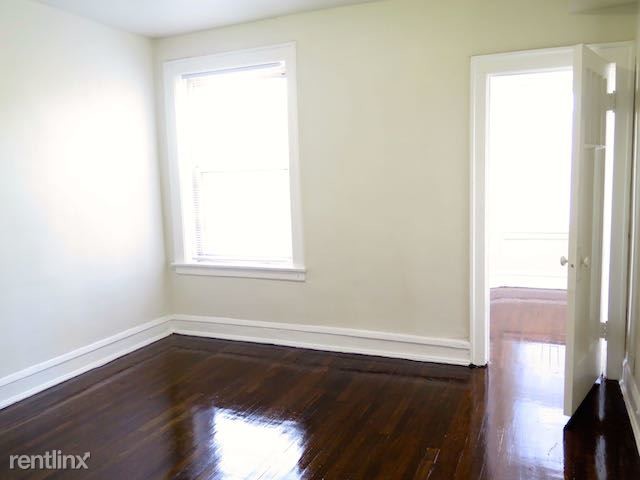 Foto del edificio - 2209 E 70th St