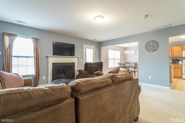 Building Photo - 3 br, 2.5 bath House - 3801 Burtons Barn S...
