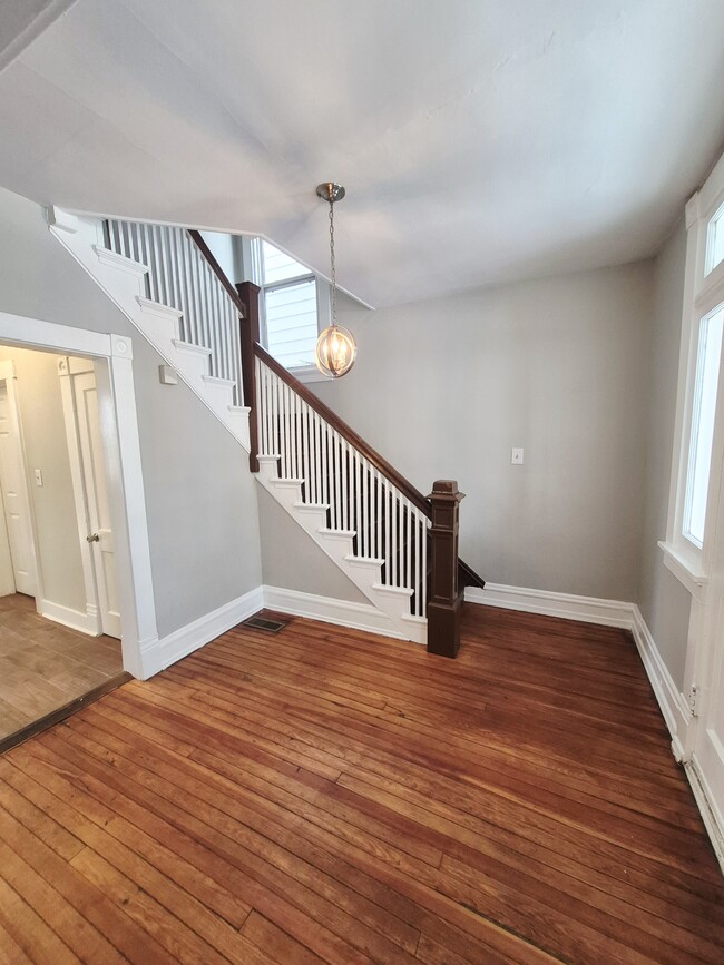 Photo - 3115 4th Ave House