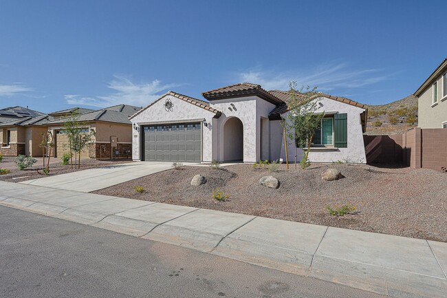 Building Photo - Beautiful 4 Bedroom Home in Aloravita Community