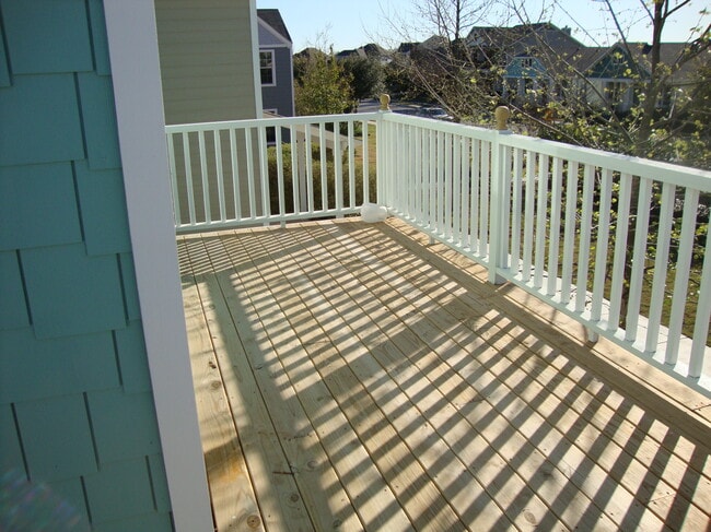 Building Photo - 426 Shadow Point