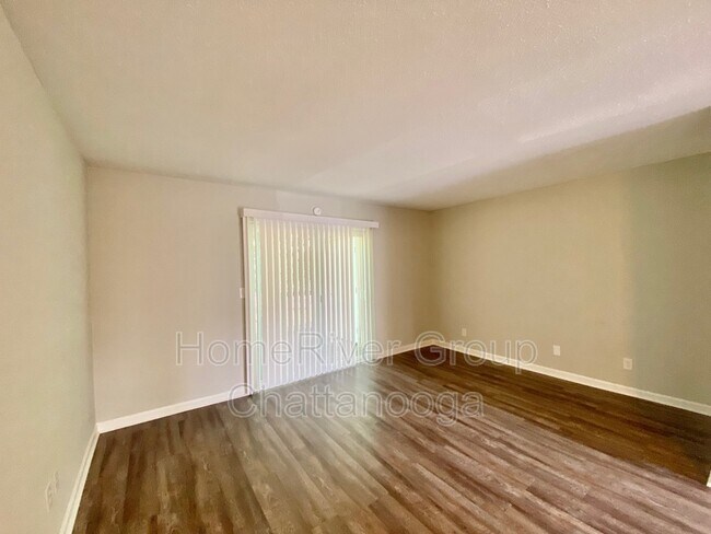 Foto del edificio - 778 Winding Hills Ln