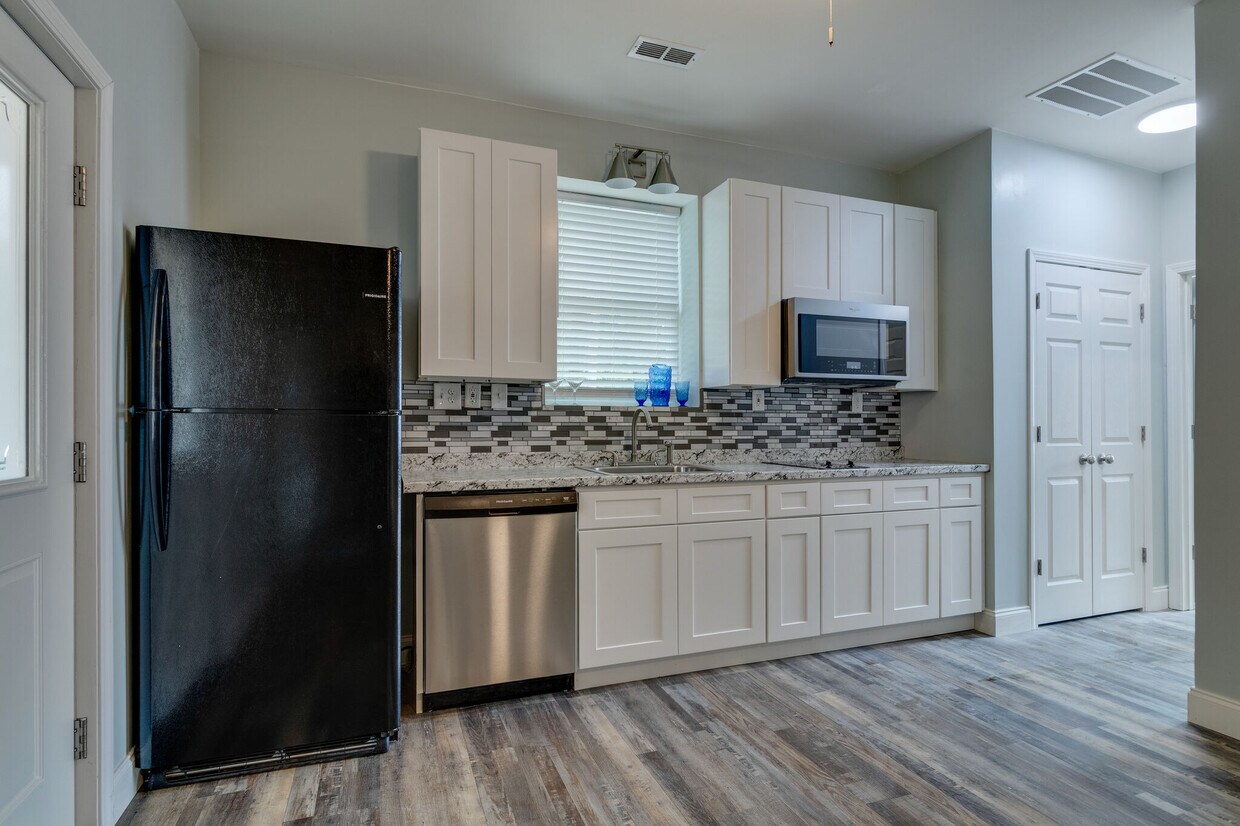 807 Oliver Rd, Knoxville, TN 37920 Townhouse for Rent in Knoxville