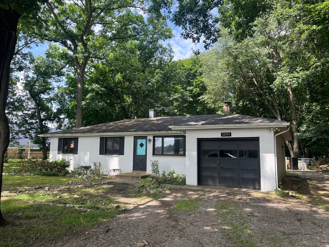 Foto principal - 52153 Clover Trail