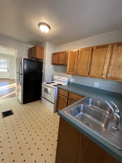 Foto del edificio - 3842 E Pleasant Run Parkway North Dr