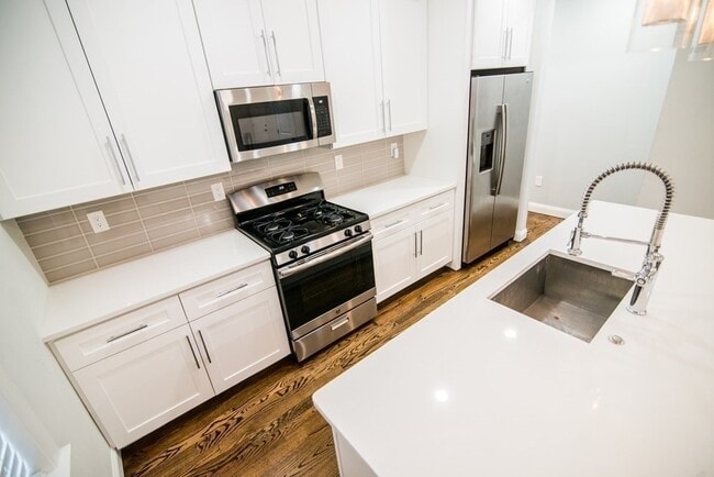 Foto del edificio - 757 Washington St