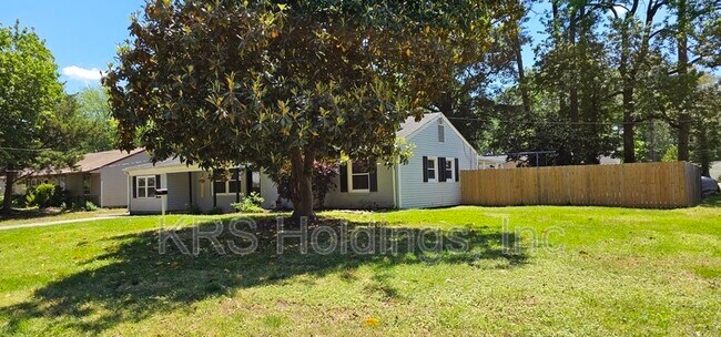 Building Photo - 4921 Mandan Rd