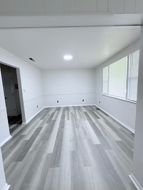 Foto del edificio - 1915 Green Valley Dr