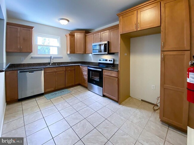 Foto del edificio - 366 Bala Ter E