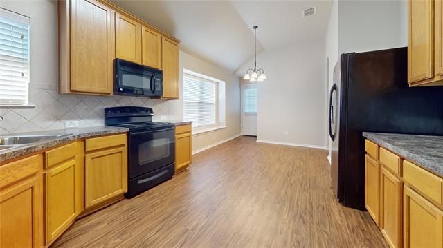 Foto del edificio - 1329 Silver Maple Ln