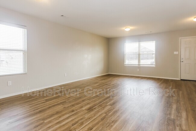 Foto del edificio - 6616 Ridgemist Ln