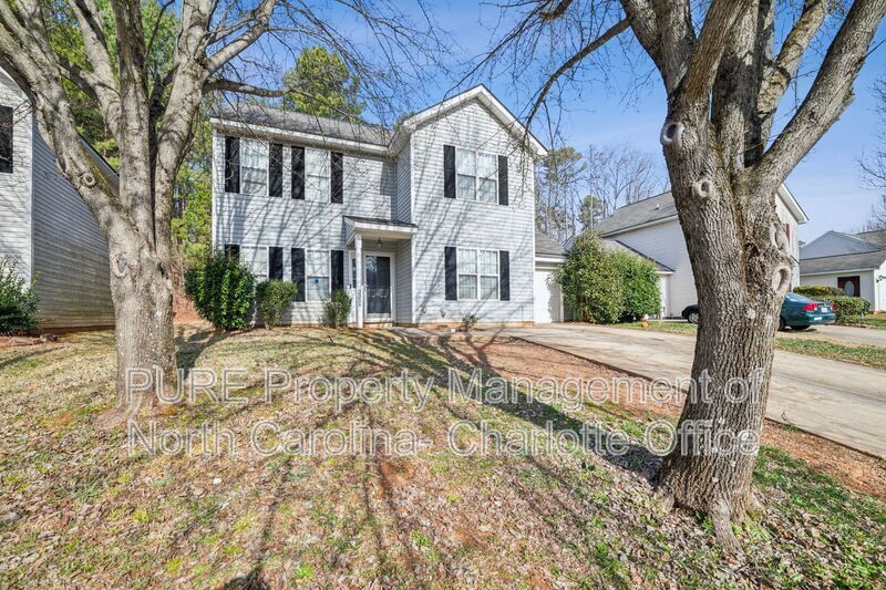 Foto principal - 3334 Nevin Brook Rd